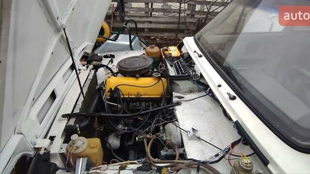 Белый ВАЗ 2121 Нива, объемом двигателя 1.57 л и пробегом 1 тыс. км за 2850 $, фото 5 на Automoto.ua