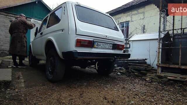 Белый ВАЗ 2121 Нива, объемом двигателя 1.57 л и пробегом 1 тыс. км за 2850 $, фото 18 на Automoto.ua