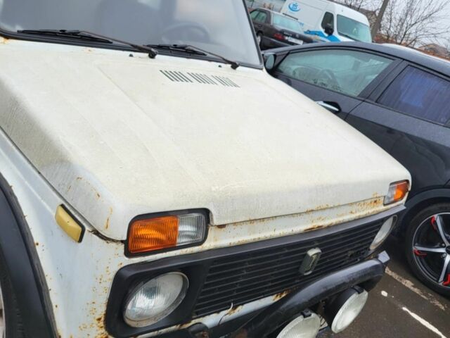 Белый ВАЗ 2121, объемом двигателя 1.6 л и пробегом 1 тыс. км за 1450 $, фото 6 на Automoto.ua