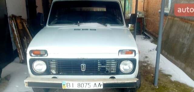 Білий ВАЗ 2121 Нива, об'ємом двигуна 1.6 л та пробігом 100 тис. км за 1350 $, фото 4 на Automoto.ua