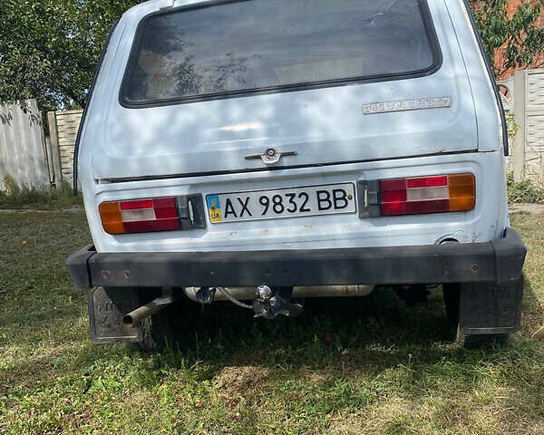 Белый ВАЗ 2121 Нива, объемом двигателя 1.57 л и пробегом 370 тыс. км за 3000 $, фото 4 на Automoto.ua