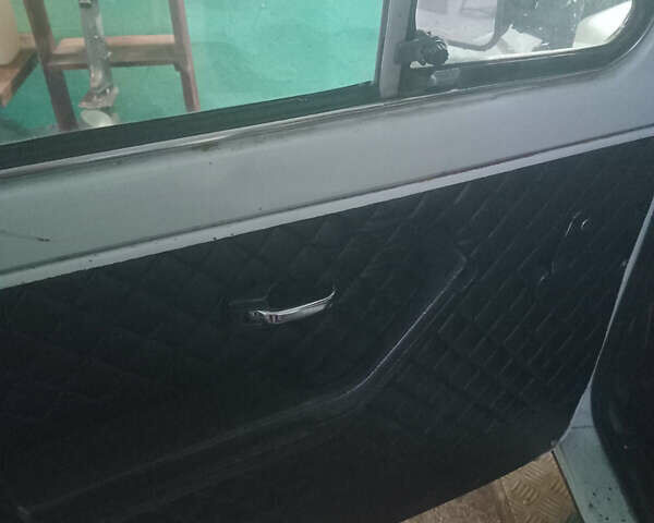 Белый ВАЗ 2121 Нива, объемом двигателя 1.6 л и пробегом 100 тыс. км за 3000 $, фото 15 на Automoto.ua