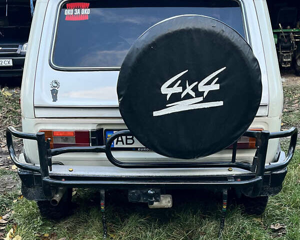 Білий ВАЗ 2121 Нива, об'ємом двигуна 1.6 л та пробігом 170 тис. км за 3200 $, фото 2 на Automoto.ua