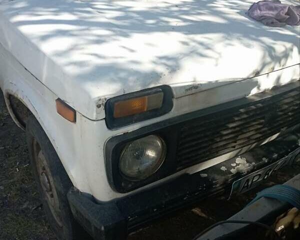 Білий ВАЗ 2121 Нива, об'ємом двигуна 0 л та пробігом 120 тис. км за 2500 $, фото 1 на Automoto.ua