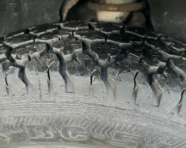 Білий ВАЗ 2121 Нива, об'ємом двигуна 1.6 л та пробігом 170 тис. км за 3200 $, фото 6 на Automoto.ua