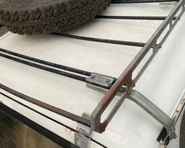 Білий ВАЗ 2121 Нива, об'ємом двигуна 1.69 л та пробігом 200 тис. км за 1600 $, фото 4 на Automoto.ua