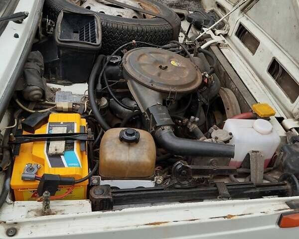 Білий ВАЗ 2121 Нива, об'ємом двигуна 1.69 л та пробігом 180 тис. км за 2700 $, фото 6 на Automoto.ua