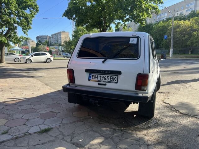 Білий ВАЗ 2121 Нива, об'ємом двигуна 0.17 л та пробігом 70 тис. км за 3999 $, фото 5 на Automoto.ua