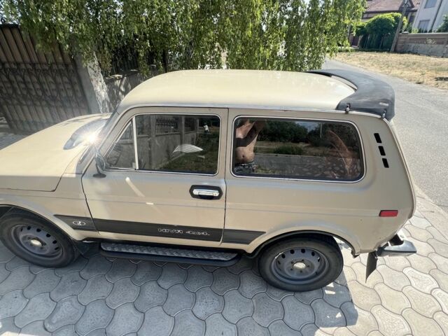 Бежевый ВАЗ 2121, объемом двигателя 1.6 л и пробегом 150 тыс. км за 1600 $, фото 3 на Automoto.ua