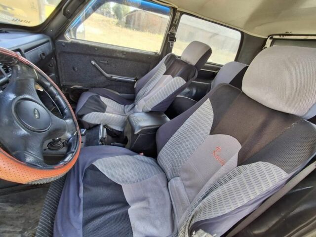 Бежевий ВАЗ 2121, об'ємом двигуна 1.6 л та пробігом 46 тис. км за 2000 $, фото 8 на Automoto.ua