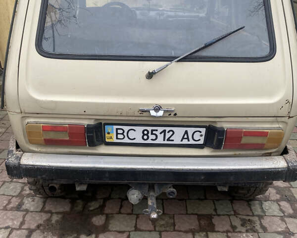 Бежевый ВАЗ 2121 Нива, объемом двигателя 1.6 л и пробегом 100 тыс. км за 2500 $, фото 2 на Automoto.ua