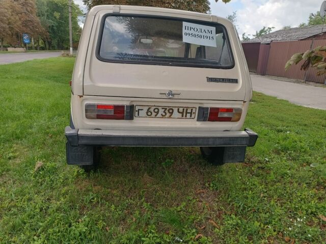 Бежевый ВАЗ 2121 Нива, объемом двигателя 0 л и пробегом 93 тыс. км за 2500 $, фото 2 на Automoto.ua