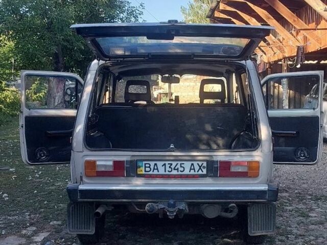 Бежевый ВАЗ 2121, объемом двигателя 1.6 л и пробегом 64 тыс. км за 1600 $, фото 1 на Automoto.ua