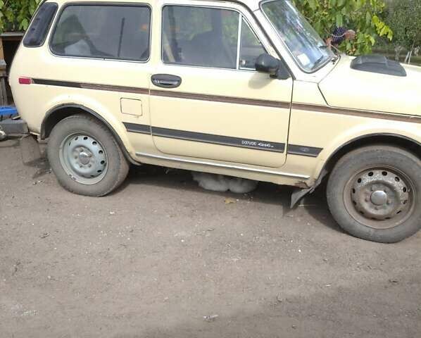 Бежевий ВАЗ 2121 Нива, об'ємом двигуна 1.57 л та пробігом 245 тис. км за 1450 $, фото 6 на Automoto.ua