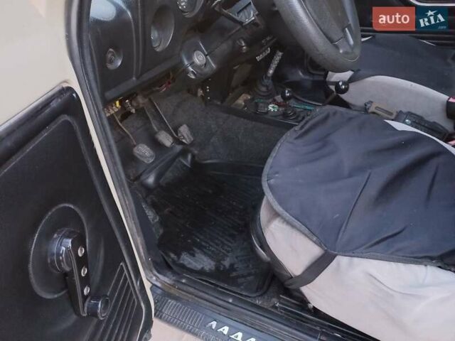 Бежевый ВАЗ 2121 Нива, объемом двигателя 1.6 л и пробегом 90 тыс. км за 2700 $, фото 3 на Automoto.ua