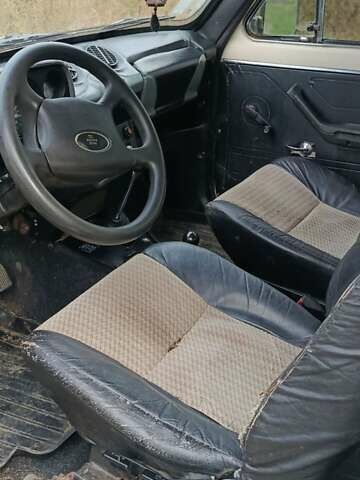 Бежевый ВАЗ 2121 Нива, объемом двигателя 1.6 л и пробегом 50 тыс. км за 2000 $, фото 7 на Automoto.ua