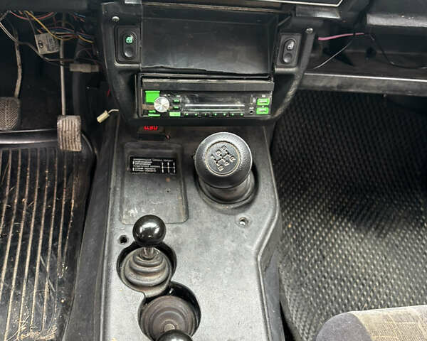 Бежевий ВАЗ 2121 Нива, об'ємом двигуна 1.6 л та пробігом 64 тис. км за 2550 $, фото 17 на Automoto.ua