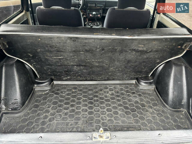 Бежевий ВАЗ 2121 Нива, об'ємом двигуна 1.6 л та пробігом 64 тис. км за 2550 $, фото 20 на Automoto.ua