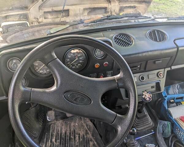 Бежевый ВАЗ 2121 Нива, объемом двигателя 1.59 л и пробегом 102 тыс. км за 3500 $, фото 9 на Automoto.ua