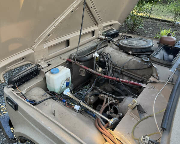 Бежевий ВАЗ 2121 Нива, об'ємом двигуна 1.6 л та пробігом 180 тис. км за 3000 $, фото 14 на Automoto.ua