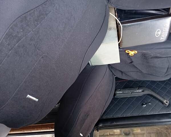 Бежевий ВАЗ 2121 Нива, об'ємом двигуна 1.6 л та пробігом 100 тис. км за 1100 $, фото 12 на Automoto.ua