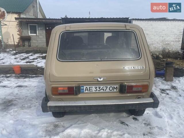 Бежевый ВАЗ 2121 Нива, объемом двигателя 1.6 л и пробегом 50 тыс. км за 3650 $, фото 3 на Automoto.ua