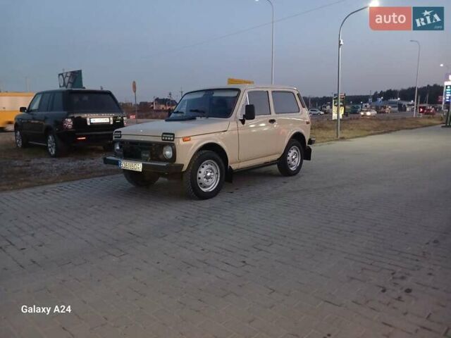 Бежевий ВАЗ 2121 Нива, об'ємом двигуна 1.57 л та пробігом 80 тис. км за 3000 $, фото 6 на Automoto.ua