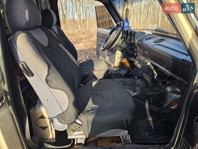 Бежевий ВАЗ 2121 Нива, об'ємом двигуна 1.57 л та пробігом 300 тис. км за 2500 $, фото 16 на Automoto.ua