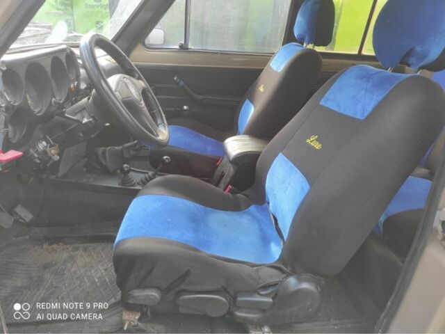 Бежевый ВАЗ 2121 Нива, объемом двигателя 1.6 л и пробегом 300 тыс. км за 1536 $, фото 7 на Automoto.ua