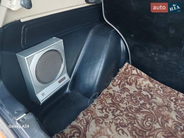 Бежевий ВАЗ 2121 Нива, об'ємом двигуна 1.57 л та пробігом 80 тис. км за 3000 $, фото 13 на Automoto.ua