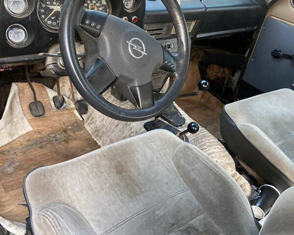 Бежевый ВАЗ 2121 Нива, объемом двигателя 1.57 л и пробегом 300 тыс. км за 1400 $, фото 13 на Automoto.ua