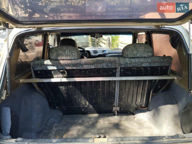 Бежевый ВАЗ 2121 Нива, объемом двигателя 1.6 л и пробегом 150 тыс. км за 2300 $, фото 4 на Automoto.ua