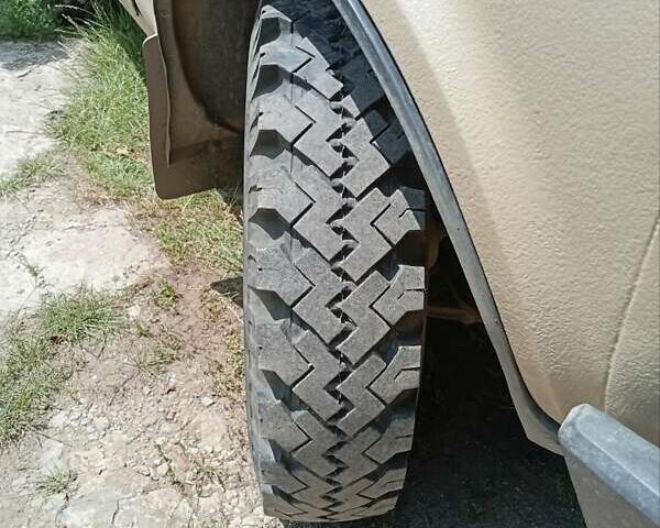 Бежевый ВАЗ 2121 Нива, объемом двигателя 1.57 л и пробегом 20 тыс. км за 2100 $, фото 4 на Automoto.ua