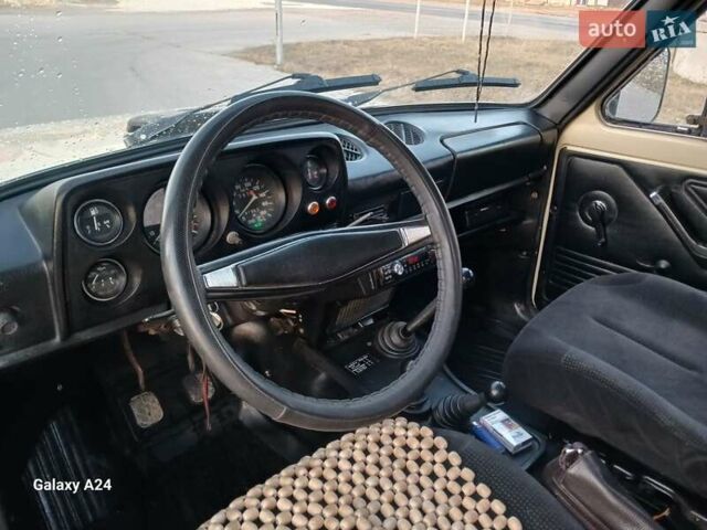 Бежевий ВАЗ 2121 Нива, об'ємом двигуна 1.57 л та пробігом 80 тис. км за 3000 $, фото 20 на Automoto.ua
