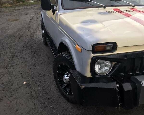 Бежевий ВАЗ 2121 Нива, об'ємом двигуна 1.57 л та пробігом 50 тис. км за 2500 $, фото 2 на Automoto.ua