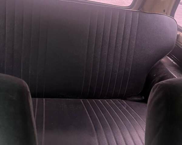 Бежевый ВАЗ 2121 Нива, объемом двигателя 1.6 л и пробегом 125 тыс. км за 2600 $, фото 5 на Automoto.ua