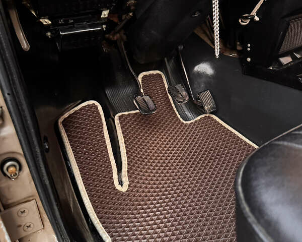 Бежевий ВАЗ 2121 Нива, об'ємом двигуна 1.6 л та пробігом 87 тис. км за 4200 $, фото 24 на Automoto.ua