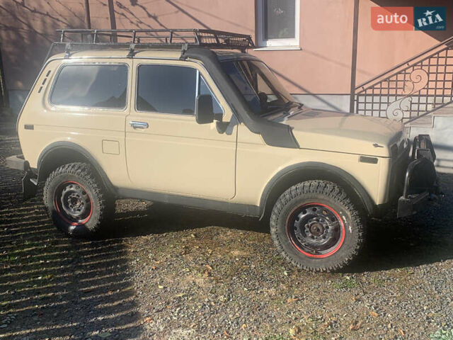 Бежевый ВАЗ 2121 Нива, объемом двигателя 1.57 л и пробегом 20 тыс. км за 3000 $, фото 8 на Automoto.ua