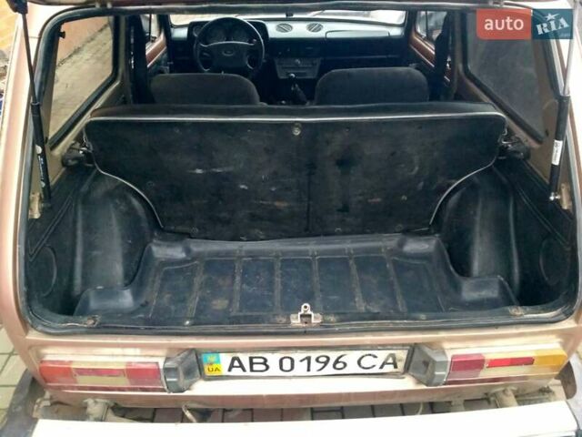 Бежевый ВАЗ 2121 Нива, объемом двигателя 1.57 л и пробегом 100 тыс. км за 2800 $, фото 7 на Automoto.ua