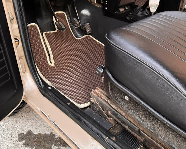 Бежевий ВАЗ 2121 Нива, об'ємом двигуна 1.6 л та пробігом 87 тис. км за 4200 $, фото 27 на Automoto.ua