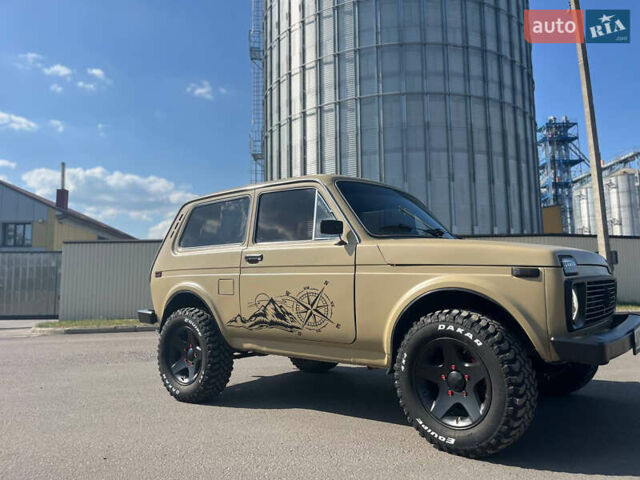 Бежевий ВАЗ 2121 Нива, об'ємом двигуна 1.6 л та пробігом 33 тис. км за 3850 $, фото 1 на Automoto.ua