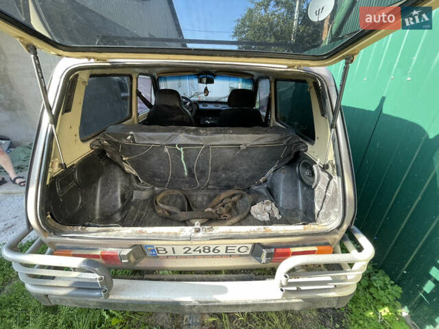 ВАЗ 2121 Нива 1990 у Полтаві на Automoto.ua Бежевий ВАЗ 2121 Нива, об'ємом двигуна 1.57 л та пробігом 51 тис. км за 2500 $, фото 1 на Automoto.ua