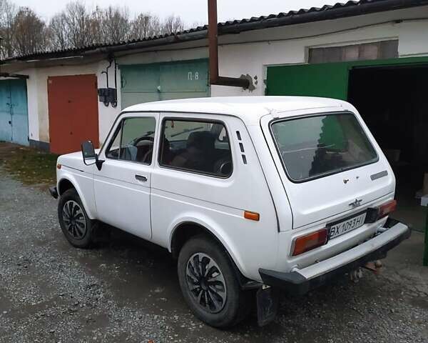 Бежевий ВАЗ 2121 Нива, об'ємом двигуна 1.6 л та пробігом 67 тис. км за 2600 $, фото 2 на Automoto.ua