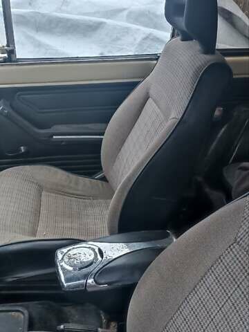 Черный ВАЗ 2121 Нива, объемом двигателя 1.5 л и пробегом 1 тыс. км за 2877 $, фото 5 на Automoto.ua