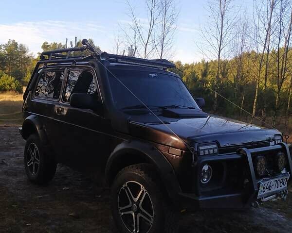 Чорний ВАЗ 2121 Нива, об'ємом двигуна 0 л та пробігом 150 тис. км за 4000 $, фото 1 на Automoto.ua