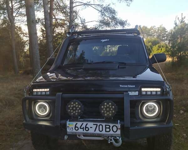 Чорний ВАЗ 2121 Нива, об'ємом двигуна 0 л та пробігом 150 тис. км за 4000 $, фото 6 на Automoto.ua