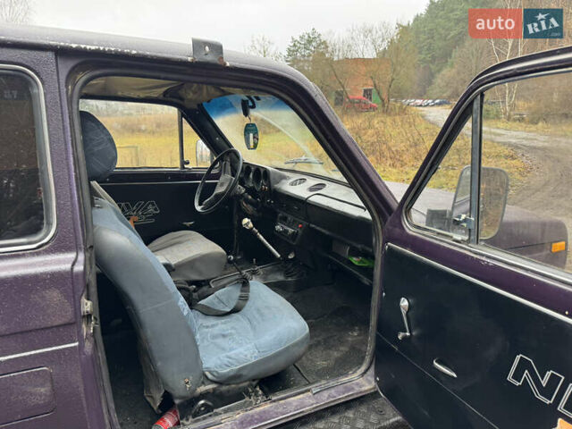 Фиолетовый ВАЗ 2121 Нива, объемом двигателя 1.6 л и пробегом 300 тыс. км за 1650 $, фото 7 на Automoto.ua