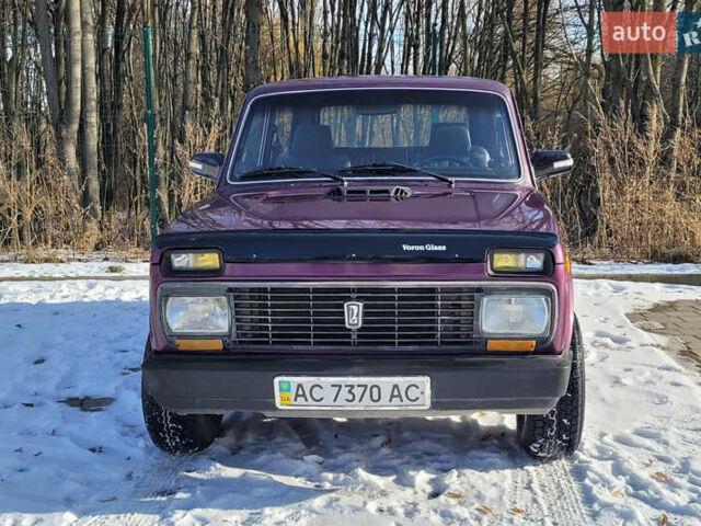 Фиолетовый ВАЗ 2121 Нива, объемом двигателя 1.6 л и пробегом 130 тыс. км за 2100 $, фото 3 на Automoto.ua
