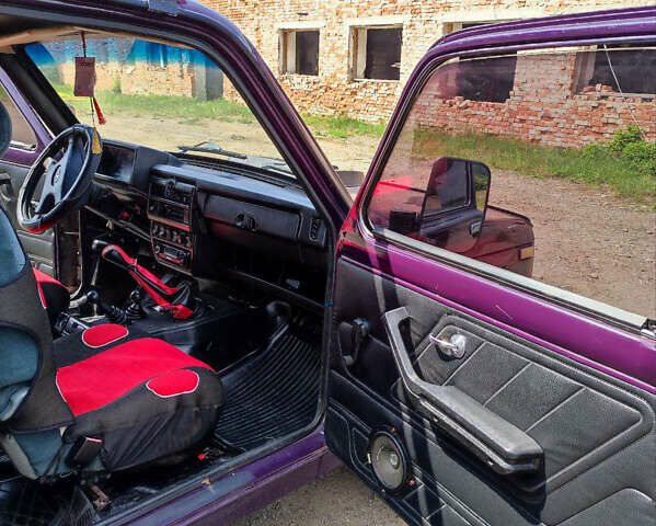 Фиолетовый ВАЗ 2121 Нива, объемом двигателя 1.7 л и пробегом 128 тыс. км за 3550 $, фото 20 на Automoto.ua