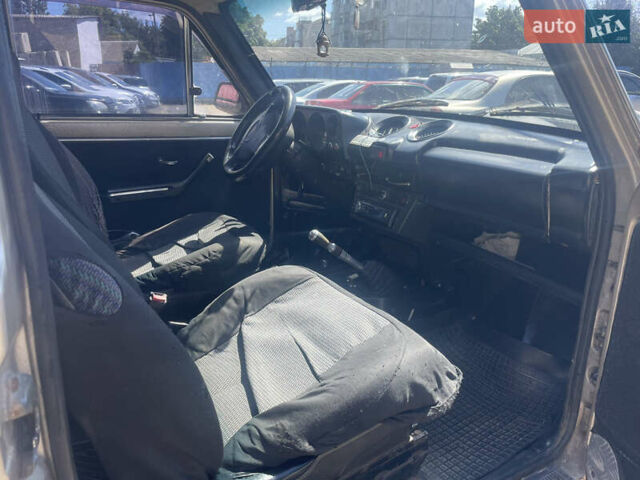 Коричневий ВАЗ 2121 Нива, об'ємом двигуна 1.57 л та пробігом 100 тис. км за 2299 $, фото 4 на Automoto.ua